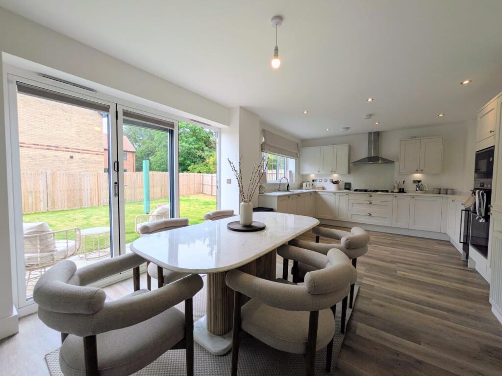 House in Stockton-on-Tees, Portrack - View 3