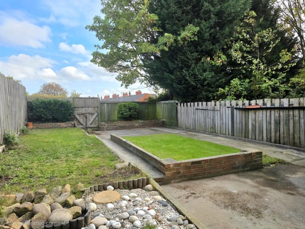 House in Sheffield - View 4