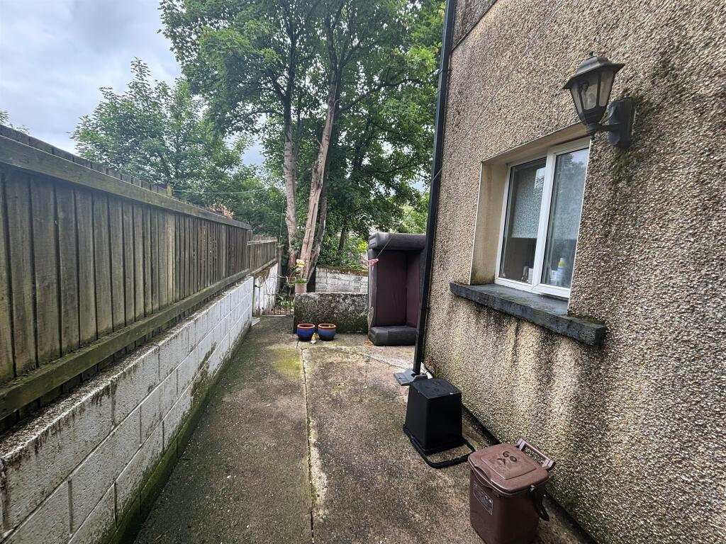 Apartment in Cardiff - More
