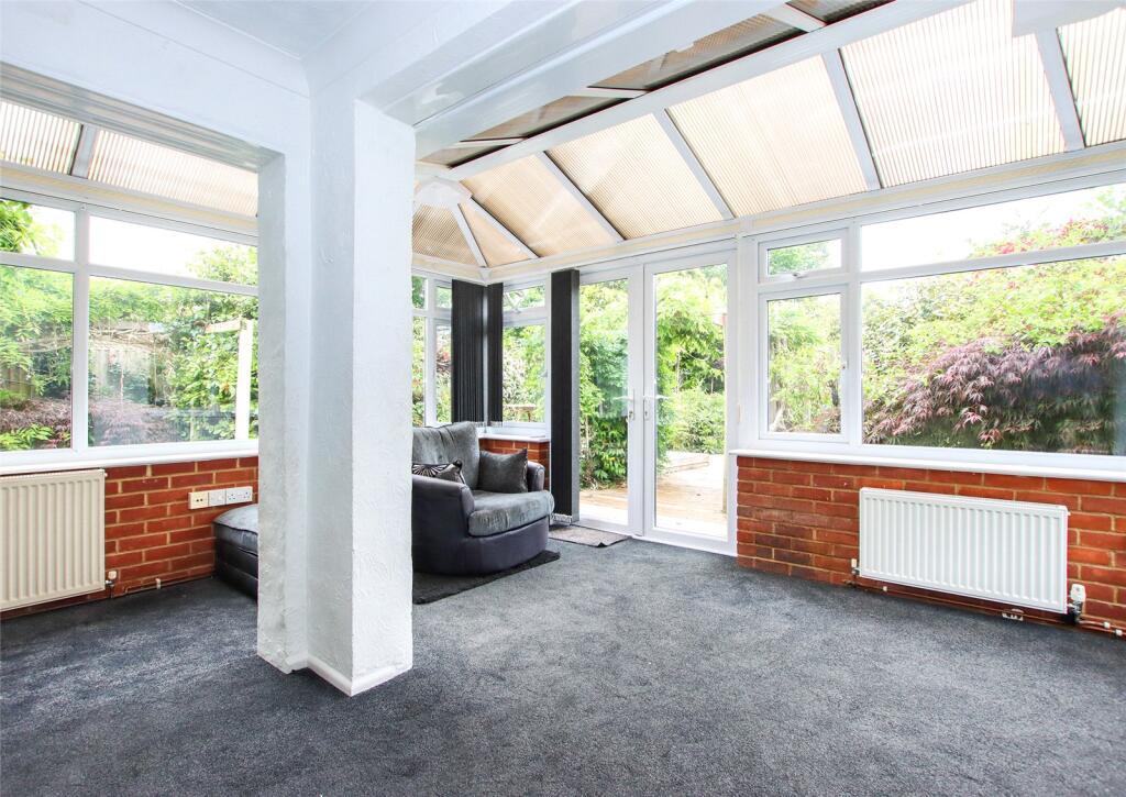 Brownings Close, Pennington, Lymington, Hampshire, SO41 photo 5