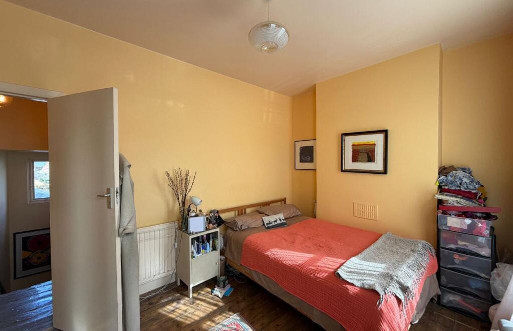 House in London - View 4