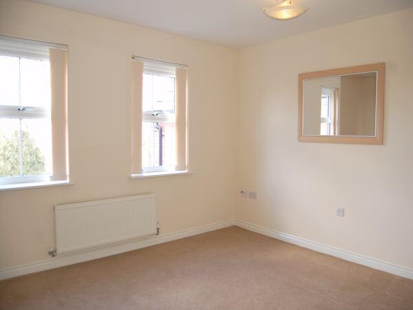 Apartment in Derby - View 2