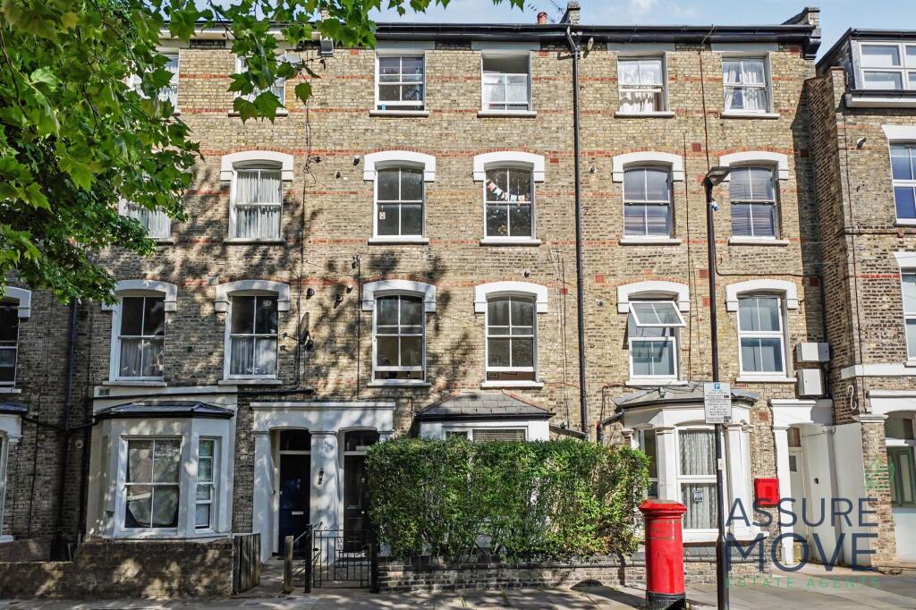 Moray Road, London, N4 - More