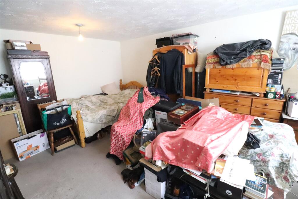 Apartment in London - More