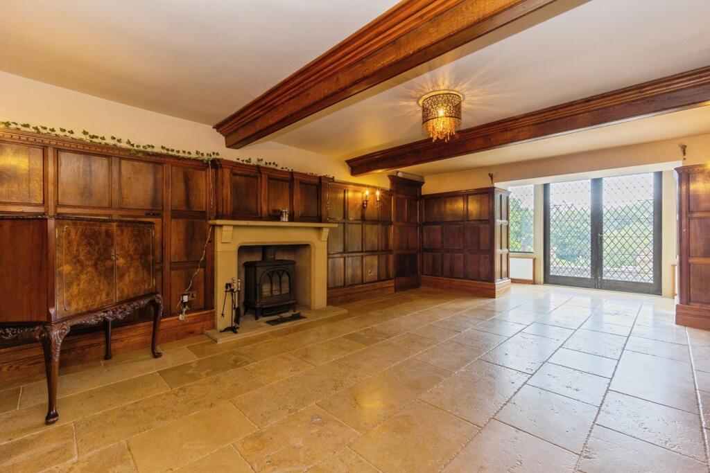 House in Tameside, Hollingworth - View 3