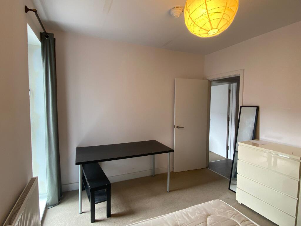 Apartment in Birmingham, Jewellery Quarter - View 4