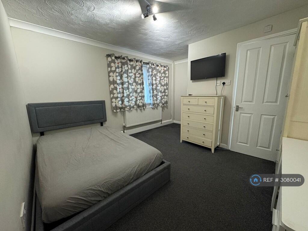 House in Tonbridge - View 4