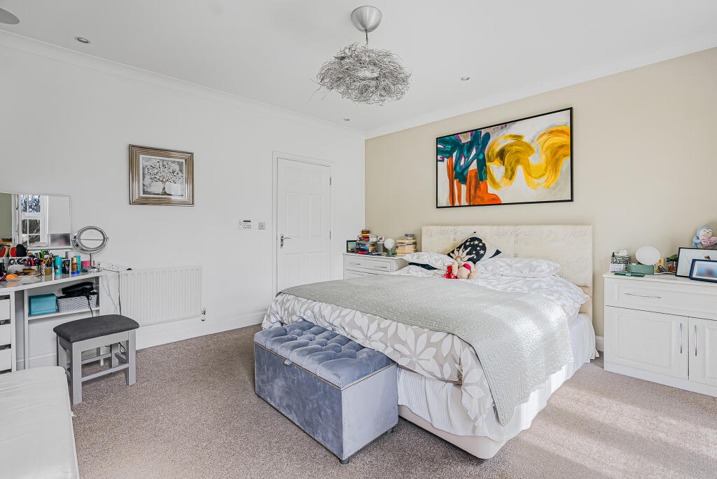 Additional image 7 of Boyes Crescent, London Colney, AL2