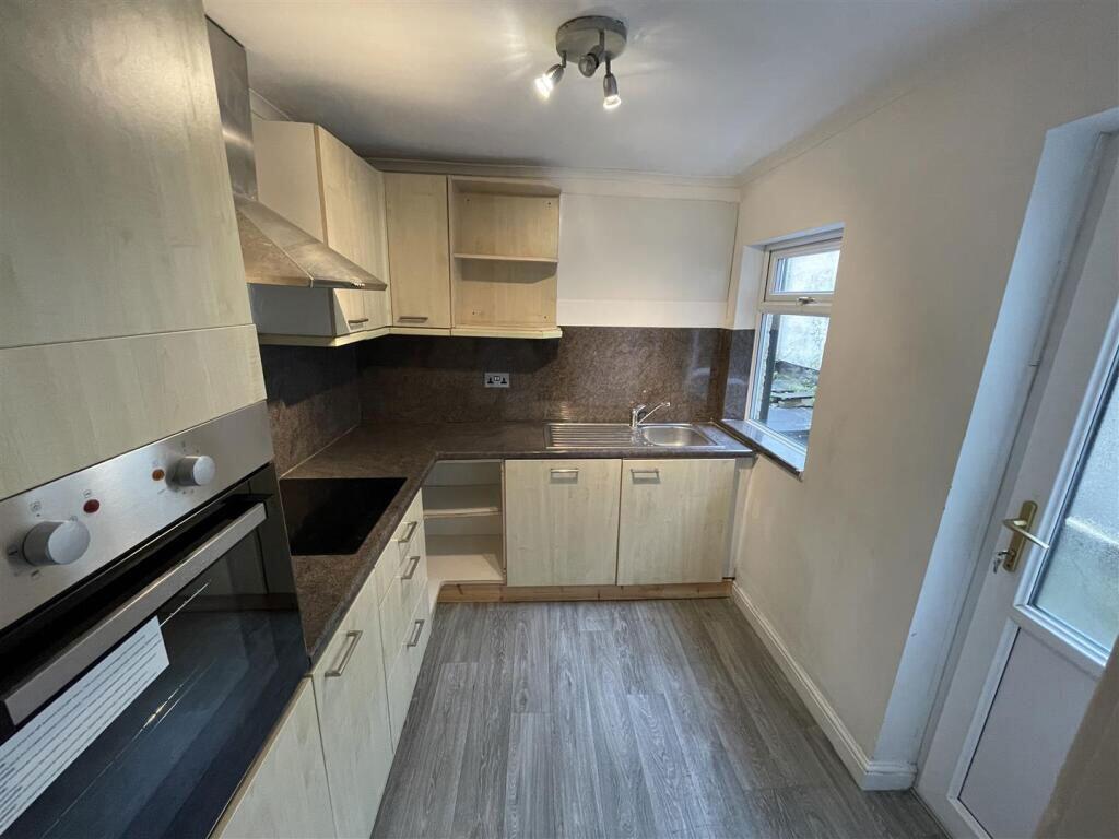House in Wirral, Liverpool City Region - More