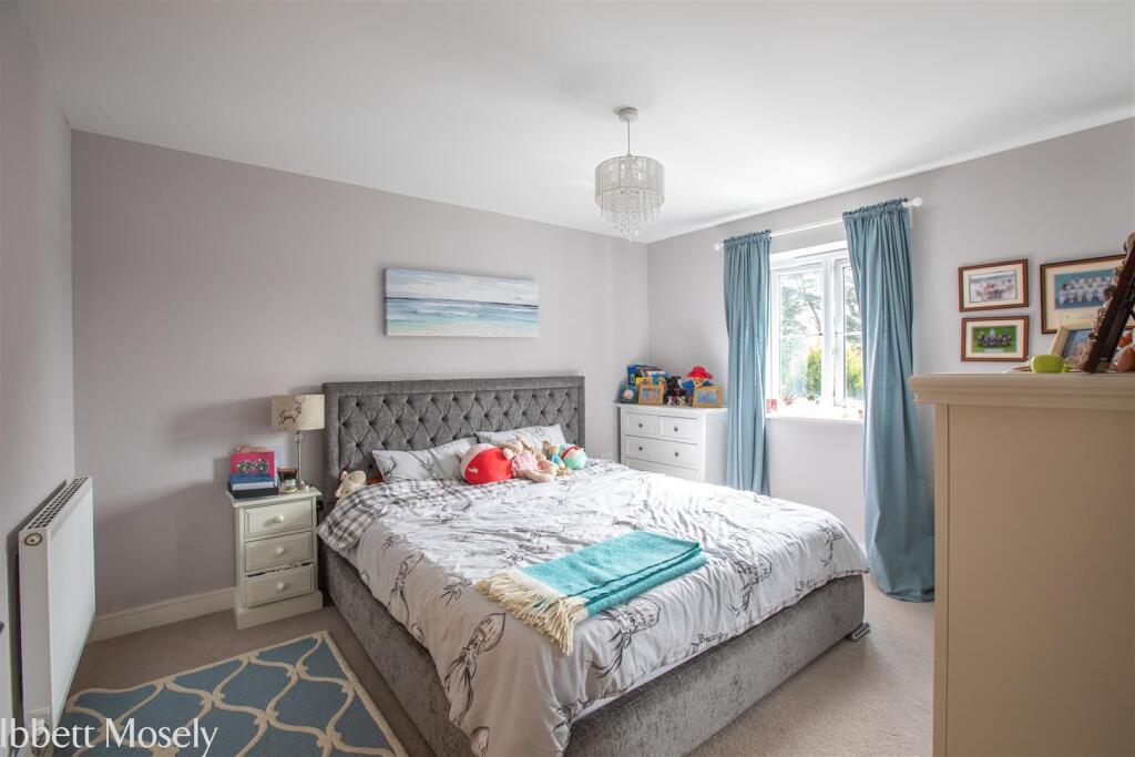 House in Tonbridge - View 5