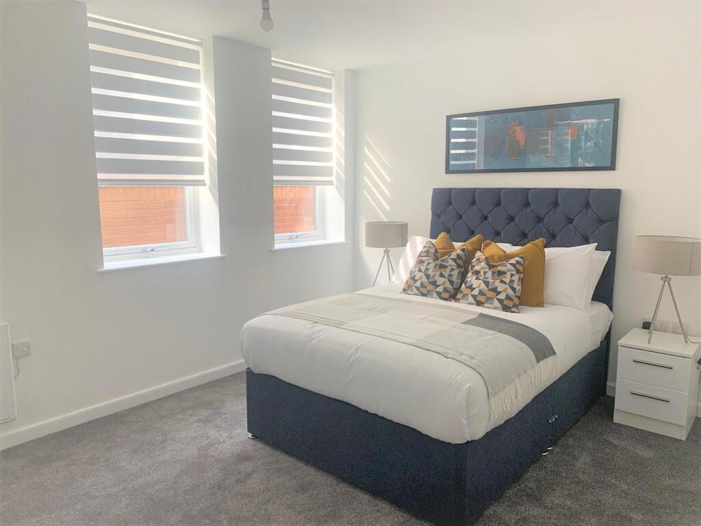 Apartment in Peterborough - More