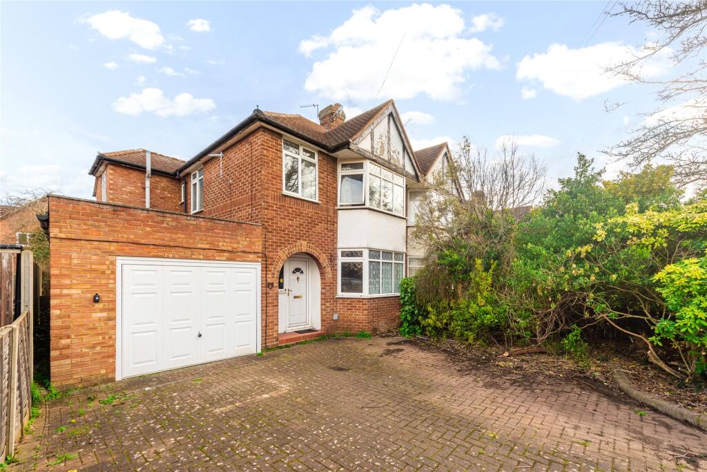 Main image of property: Strathmore Avenue, Hitchin, Hertfordshire, SG5