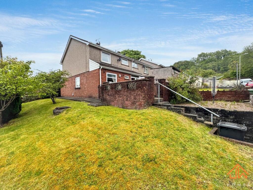 House in Pontllanfraith, Caerphilly - View 3