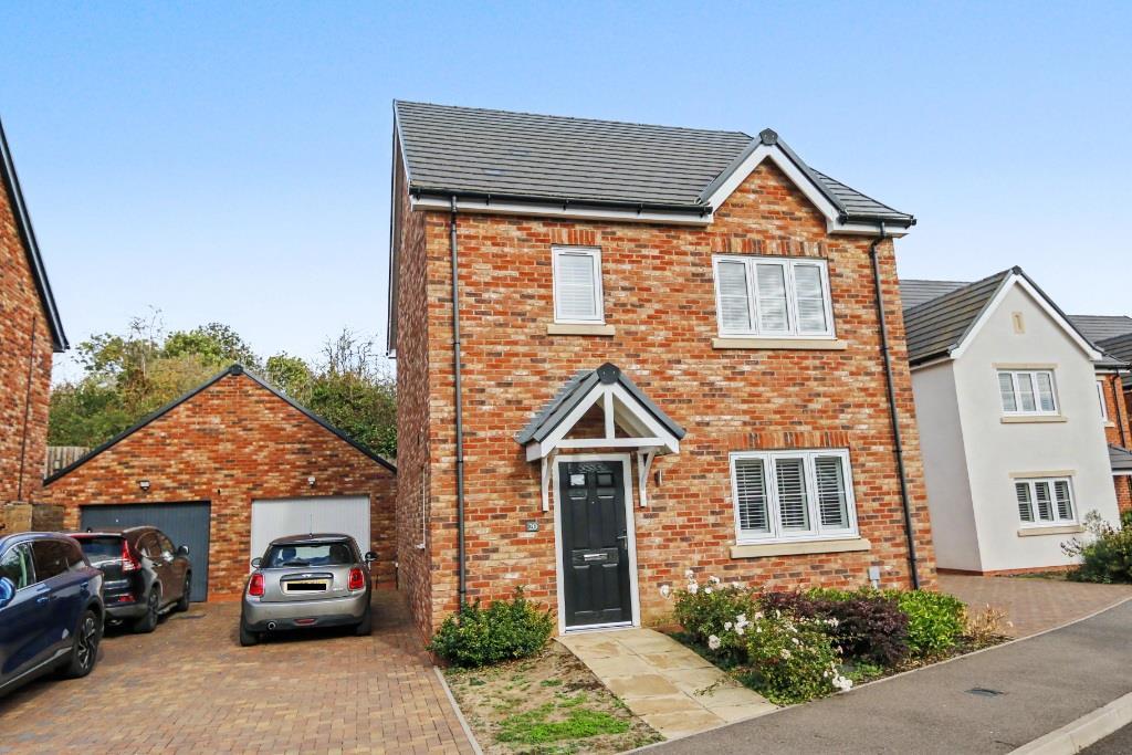 3-bed detached on Spring Hill, Gravenhurst, £485,000