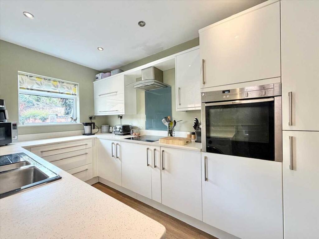 House in Rushcliffe, Ruddington - View 3