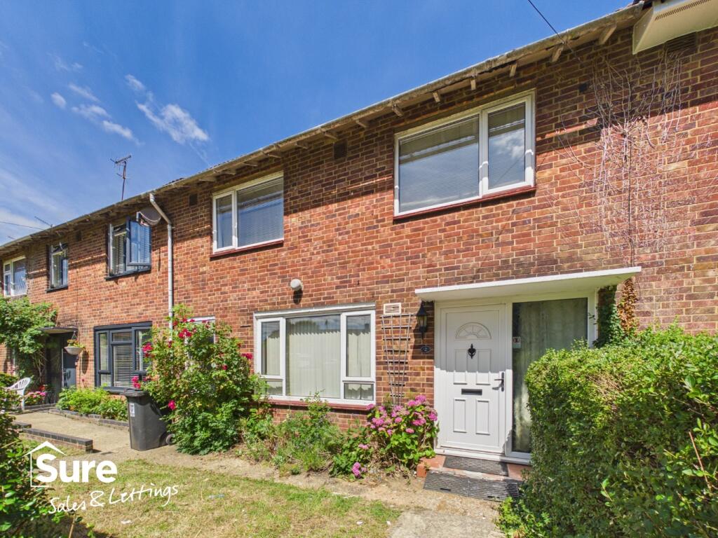 Main image of property: Bennetts End Close, Hemel Hempstead, Hertfordshire, HP3 8DT