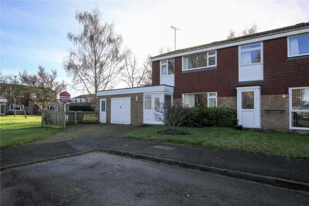 Main image of property: Farmstead Close, Histon, Cambridge, Cambridgeshire, CB24