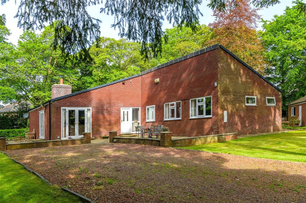4-bed house on Almoners Barn, Durham, DH1, £995,000