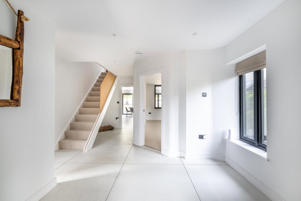 Additional image 6 of Park Rise Close, Harpenden, Hertfordshire, AL5 3AW