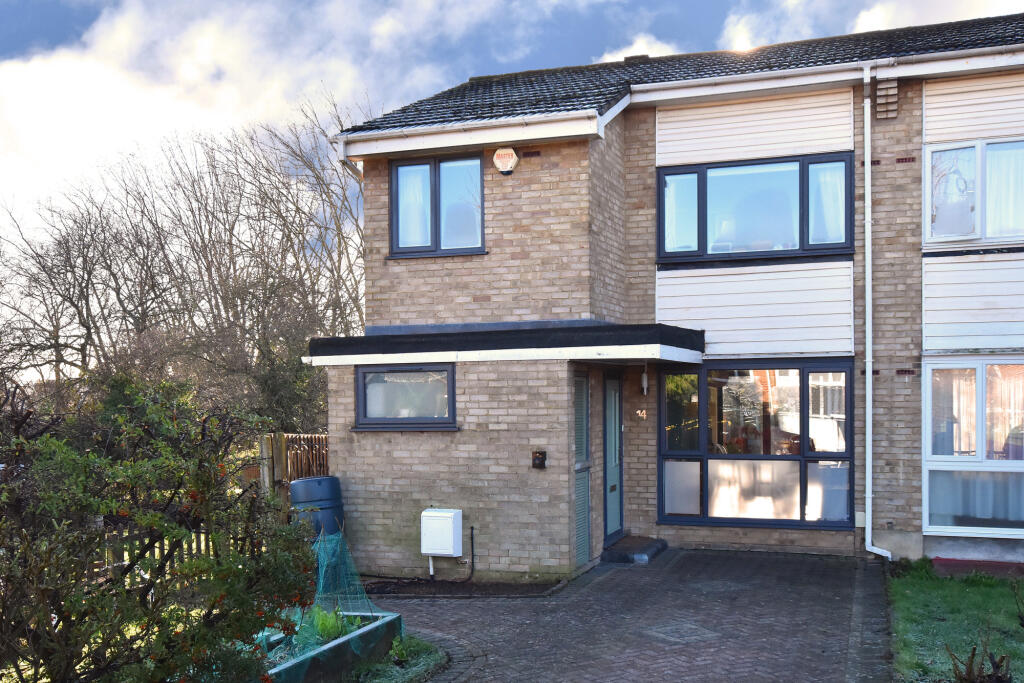 Main image of property: Chilthorne Close, London, SE6