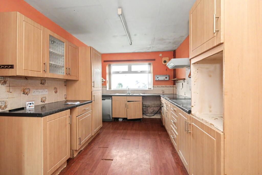 House in Calderdale, Boulderclough - View 5