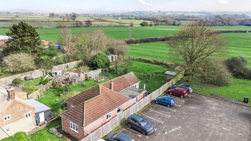 Main Street, Mudford, Yeovil