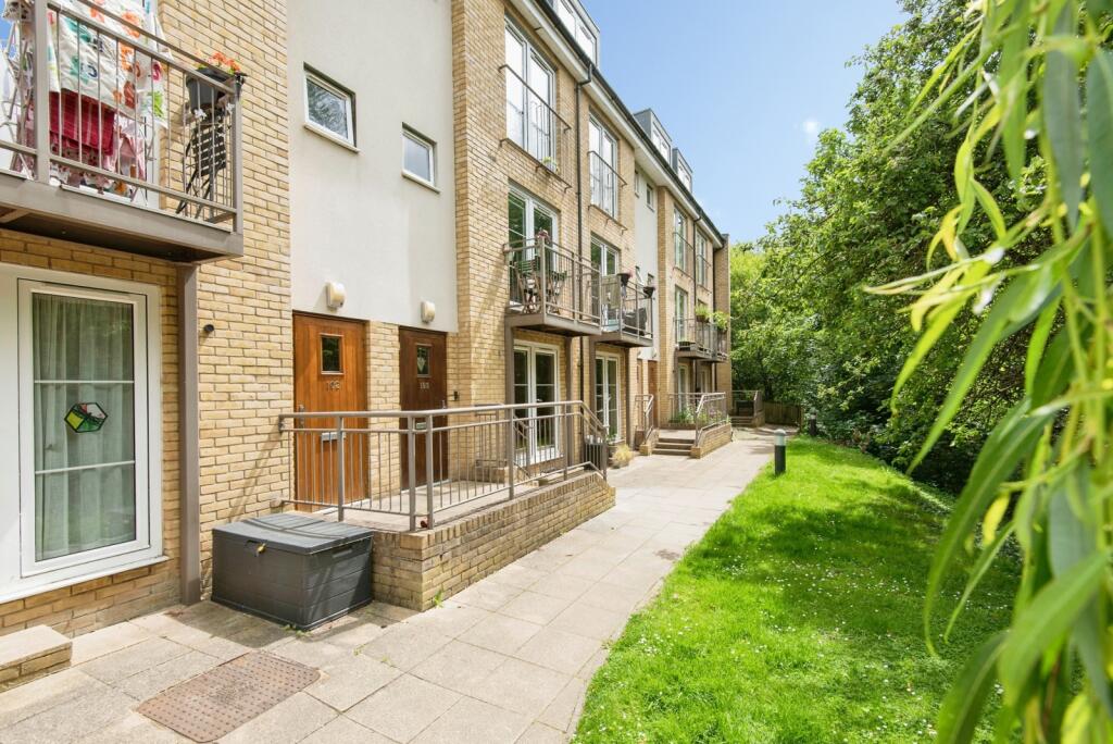 Main image of property: Grove Road, Hitchin, Hertfordshire, SG4