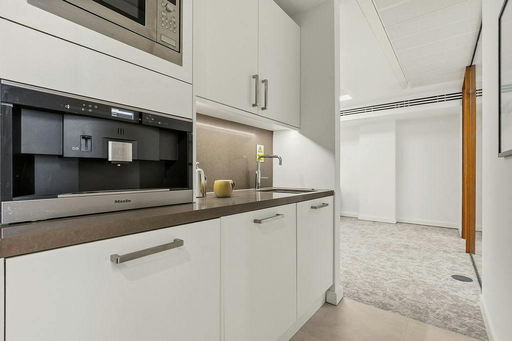 DoverStreet32,3rdFloor-14.jpg