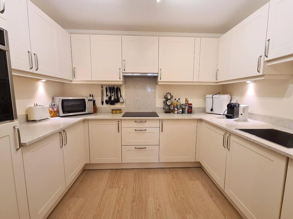 Wiltshire Road, Wokingham, Berkshire, RG40 - View 5