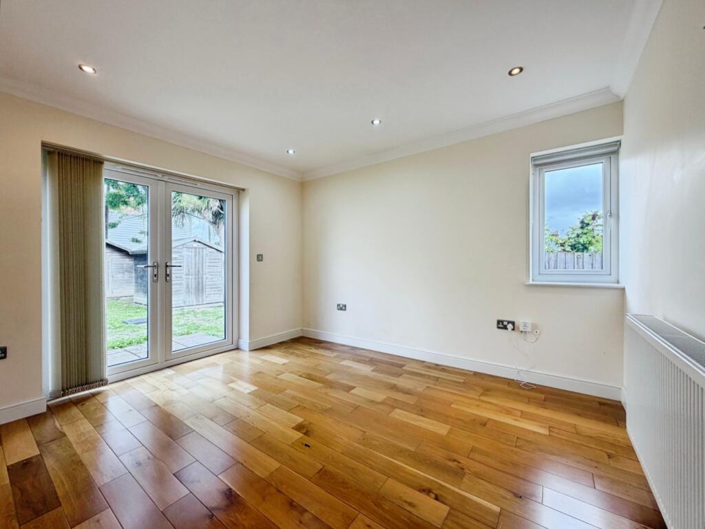 House in Tonbridge - More