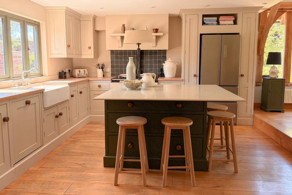 House in Southampton - View 4