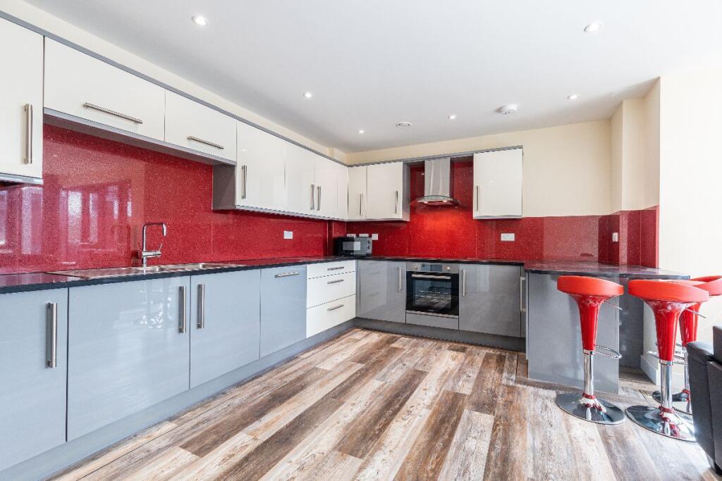 Main image of property: 40 Ecco