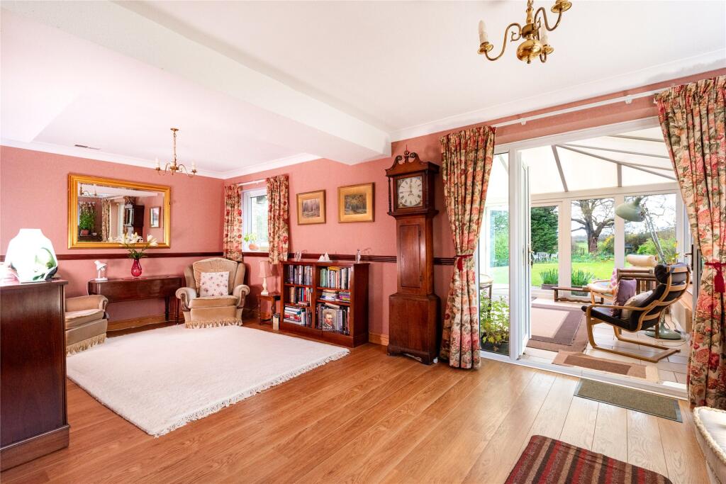 Pigeon Hill, Tiffield, Towcester, Northamptonshire, NN12 photo 2