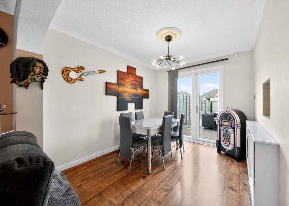 House in Harrow - View 2