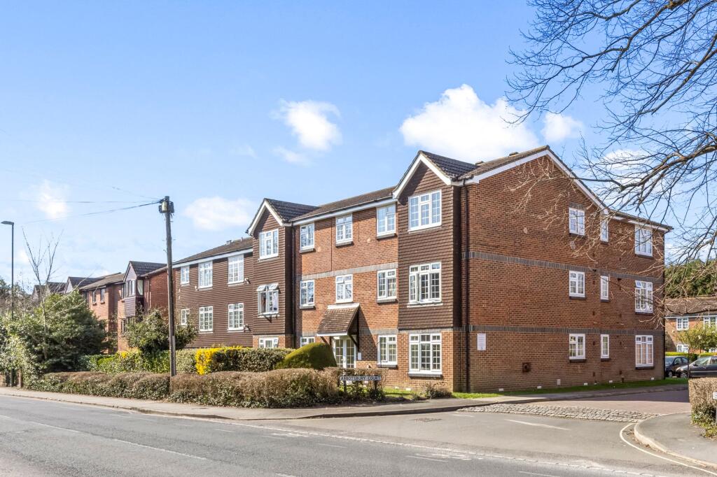 Main image of property: Abbotsbury Court, Horsham, RH13