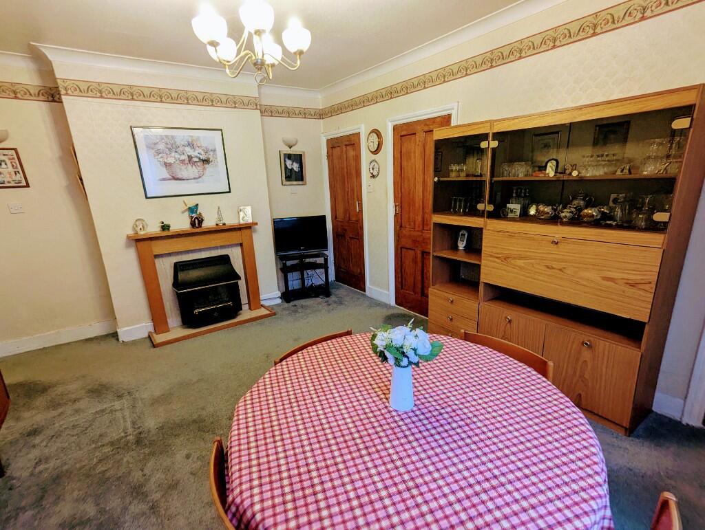 House in Waverley, Bargate Wood, Godalming - View 5
