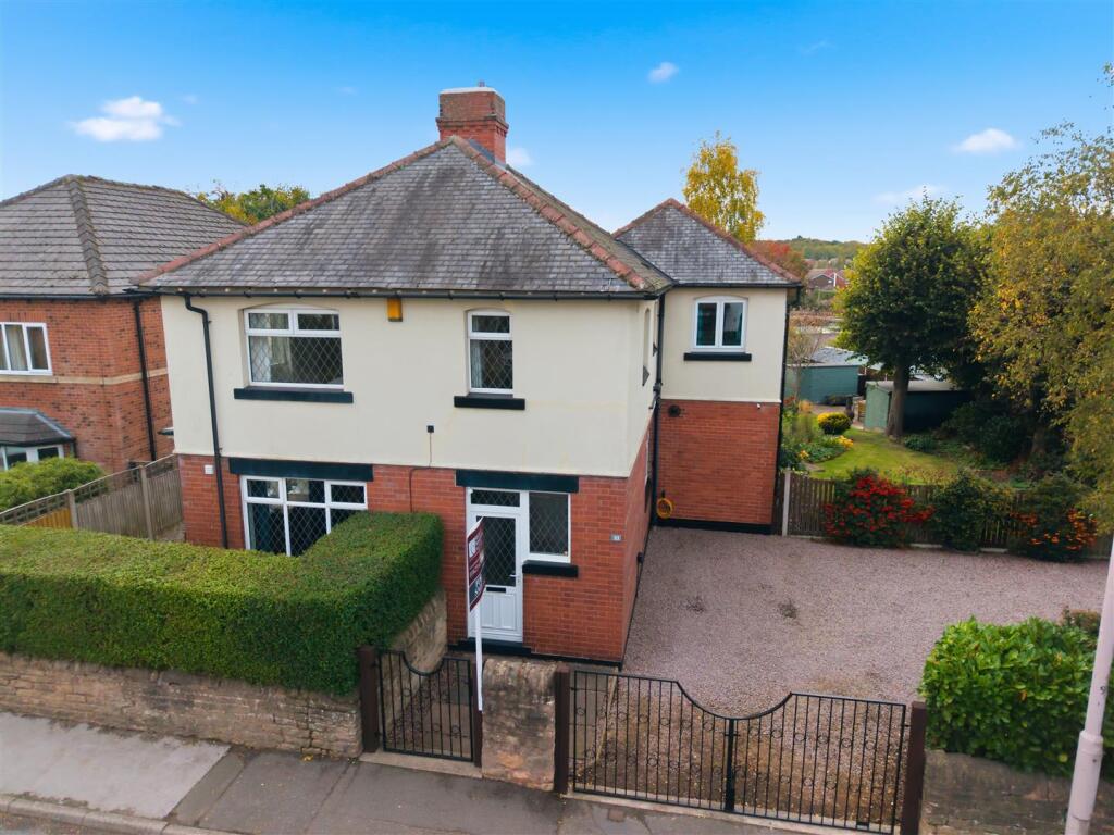 4-bed detached on Mansfield Road, Mansfield Woodhouse, £435,000
