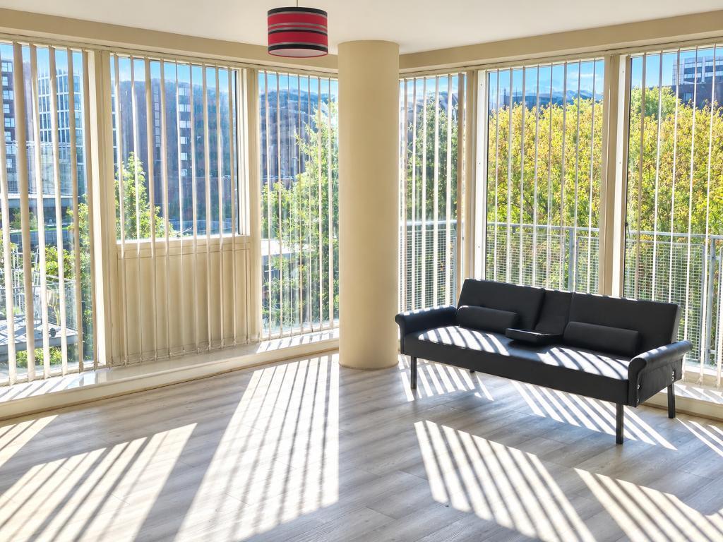 Apartment in Birmingham - More
