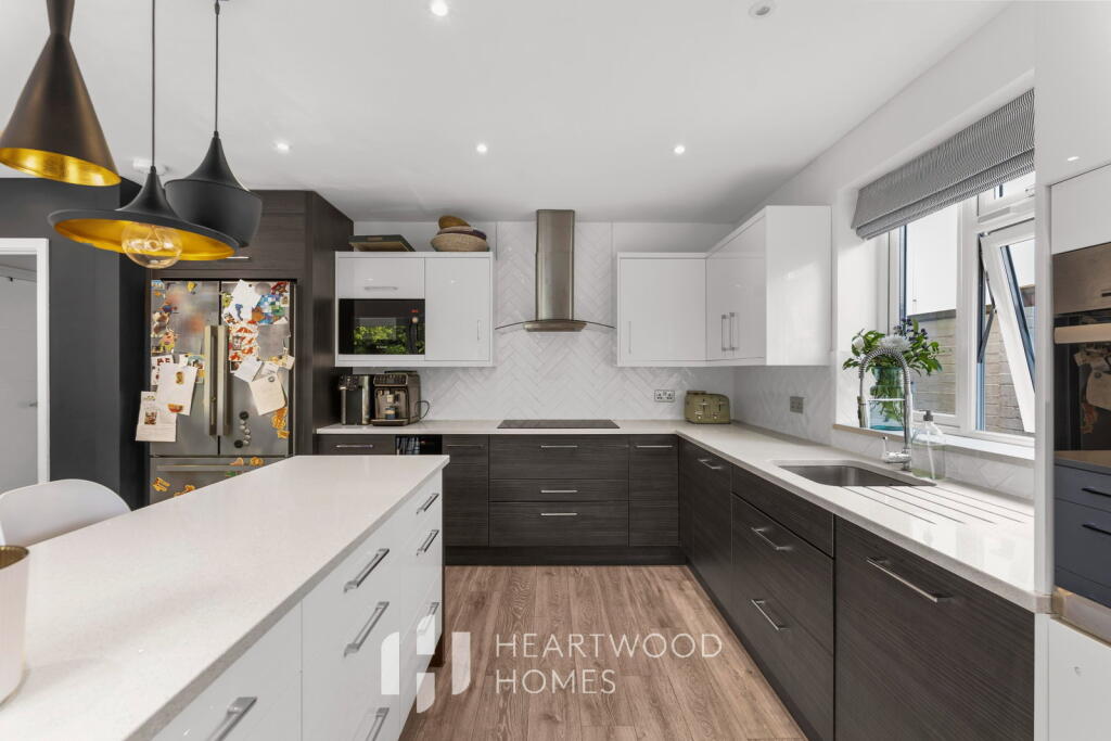 House in St Albans - View 5