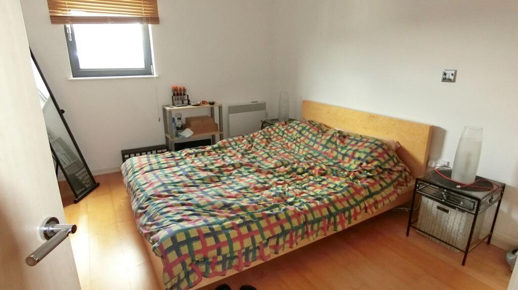 Apartment in Cardiff, Crockherbtown, Castle - View 4