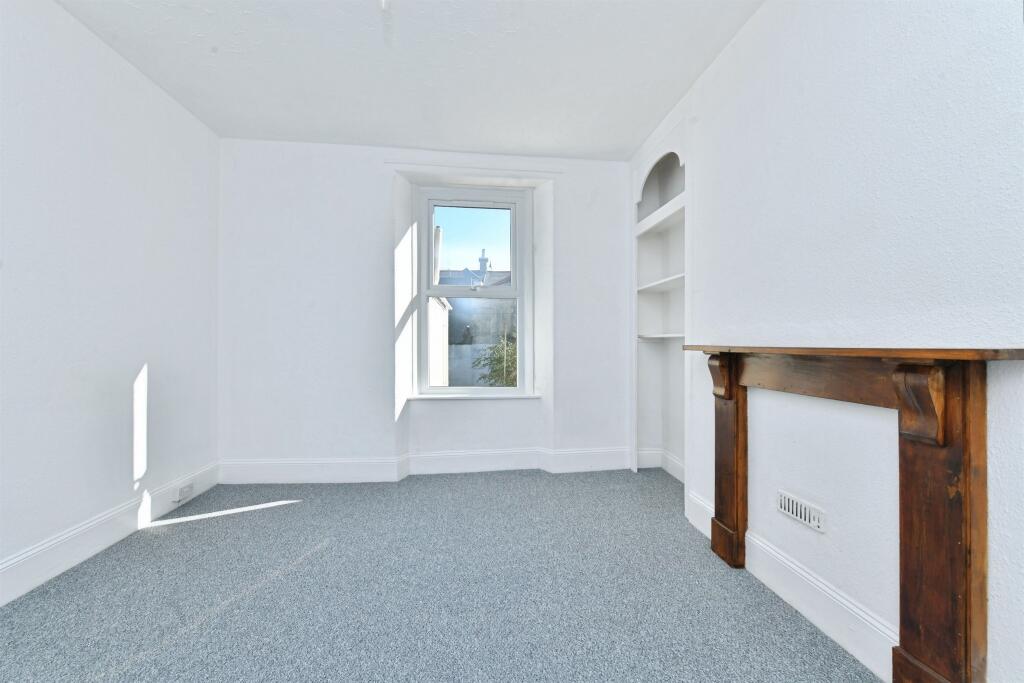 Apartment in Plymouth, Pennycomequick - View 4