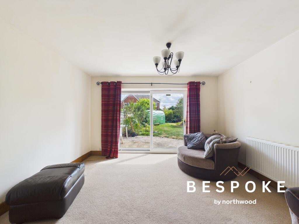 Cledford Crescent, Middlewich, CW10 photo 4