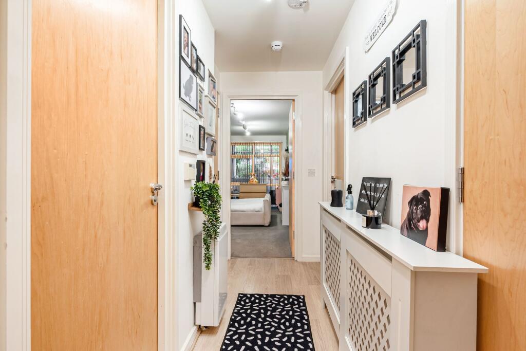 Apartment in Bolton, Greater Manchester - View 3