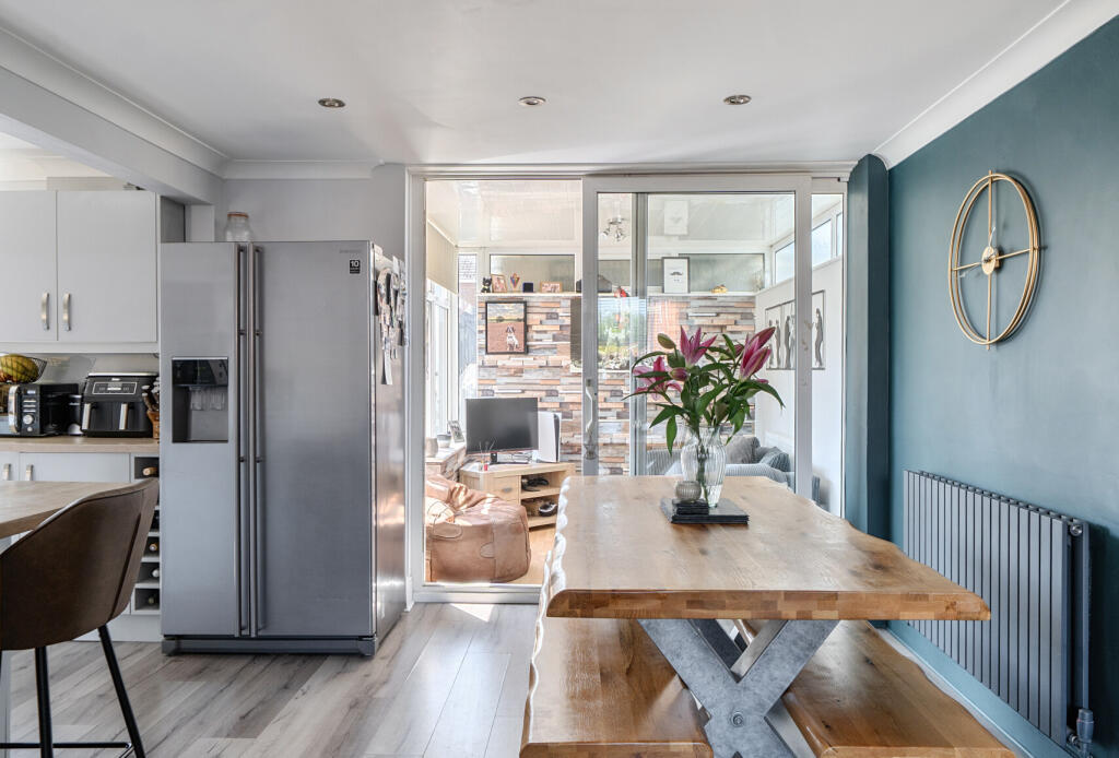 North Road, Winterbourne, Bristol, Gloucestershire, BS36 - View 3