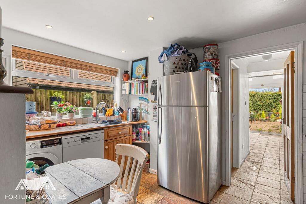 New Common, Little Hallingbury, Bishop's Stortford - More