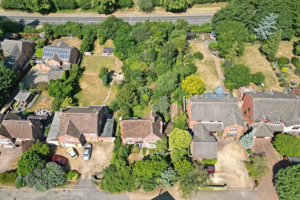 House in Geddington, North Northamptonshire - View 2