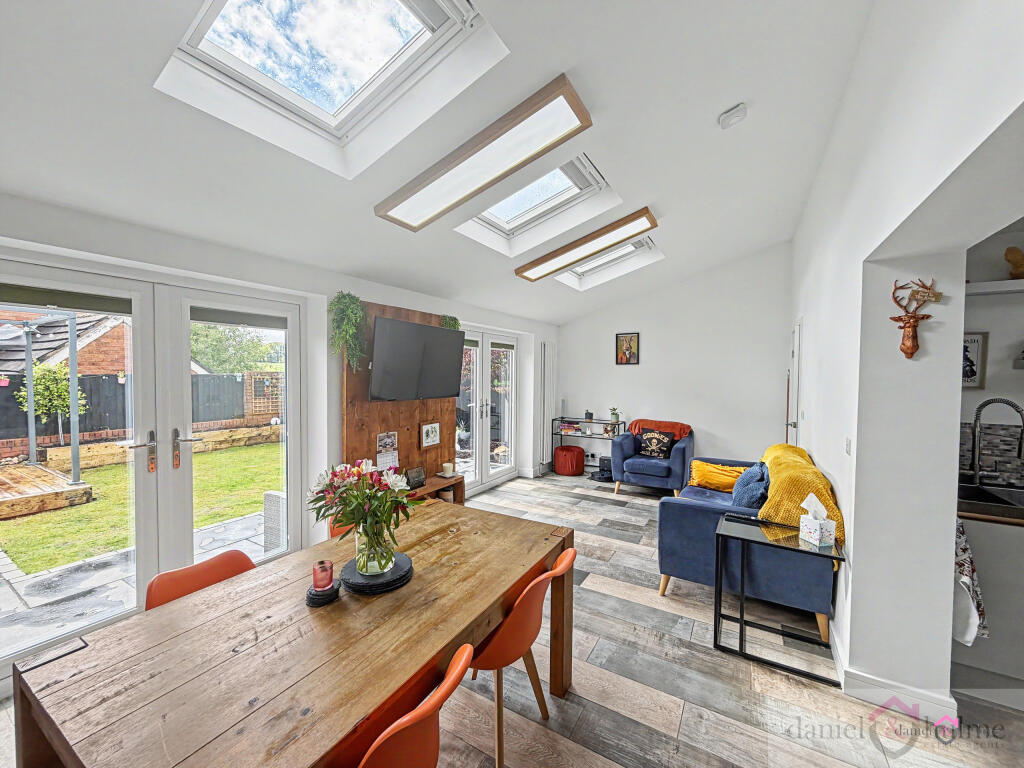 Rennie Crescent, Cheddleton, Leek, Staffordshire, ST13 7HD photo 4