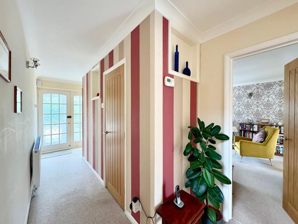 House in Tonbridge - View 4