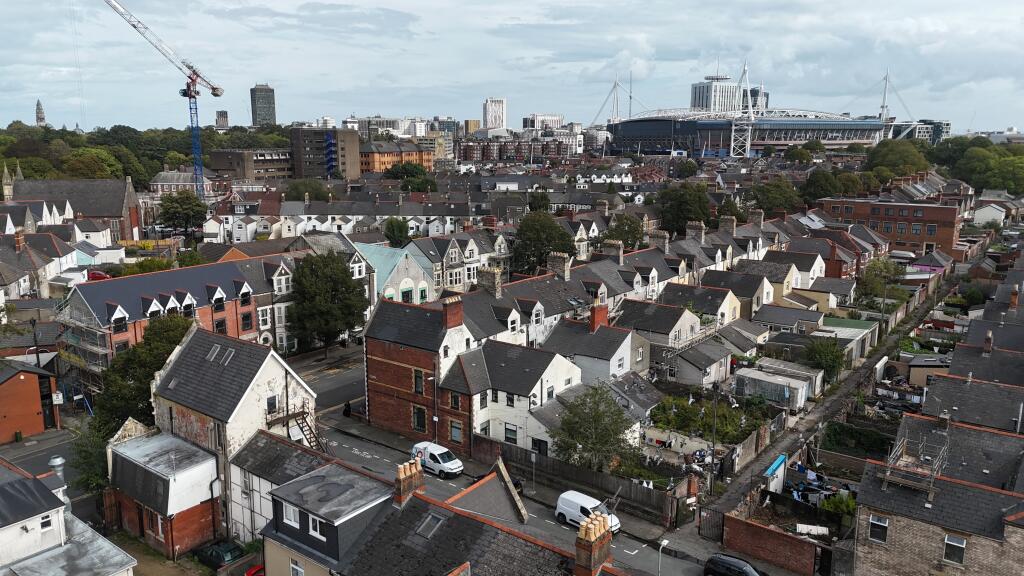 House in Cardiff - View 2