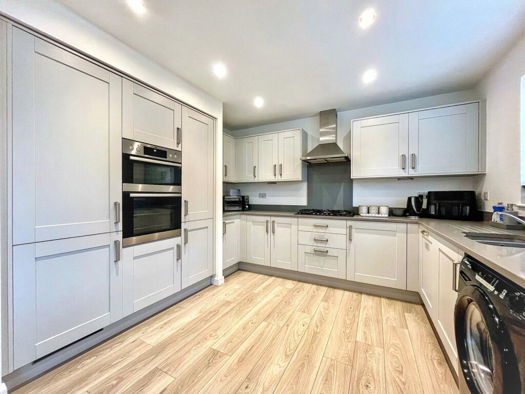 House in Stockton-on-Tees - More
